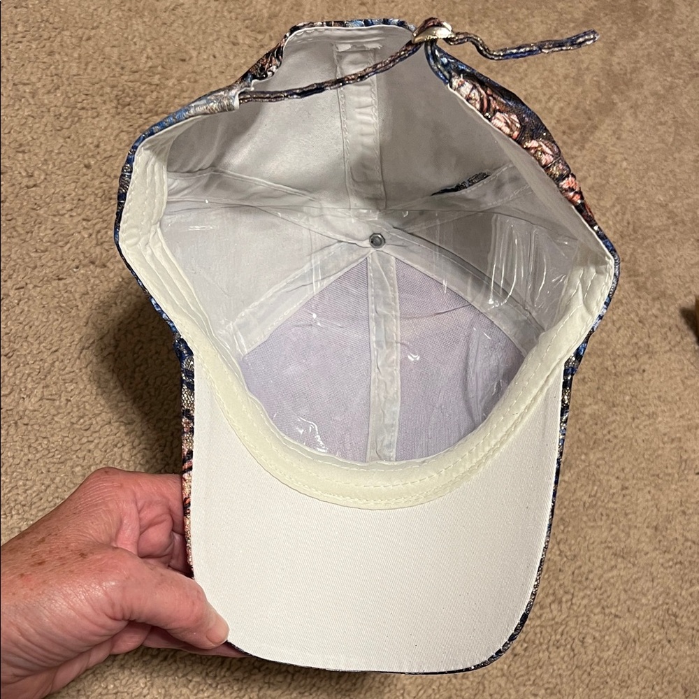 NEW! Sparkle and Bling Baseball Hat - Picture 6 of 6